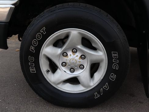 Used 2002 Toyota Tacoma 4x4 Xtracab image 32