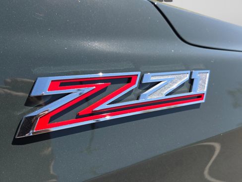 New 2026 Chevrolet Suburban Z71 w/ Z71 Off-Road Package image 19