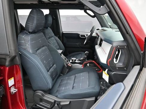 New 2026 Ford Bronco Heritage Edition AWD/4WD image 28