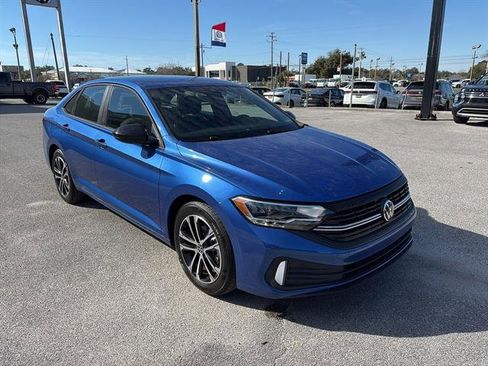 Certified 2024 Volkswagen Jetta Sport image 8