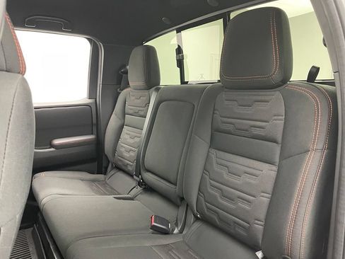 Used 2024 Nissan Frontier PRO-4X w/ Technology Package AWD/4WD image 35