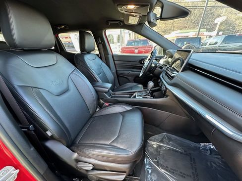 Certified 2022 Jeep Compass Limited image 22