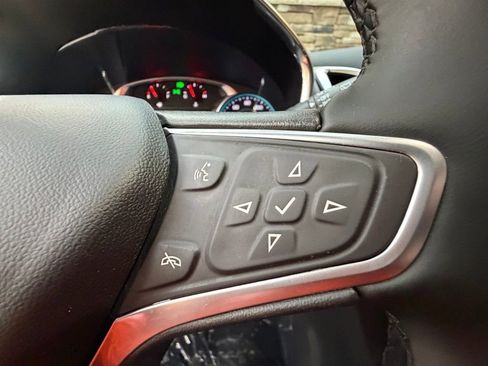 Used 2023 Chevrolet Equinox LT AWD/4WD image 22