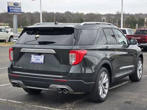 Used 2023 Ford Explorer Platinum w/ Technology Package RWD image 7