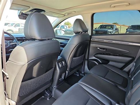 Used 2024 Hyundai Tucson Limited image 9