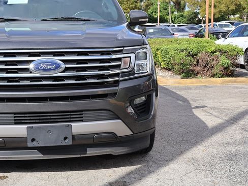 Used 2018 Ford Expedition XLT w/ Equipment Group 201A image 11
