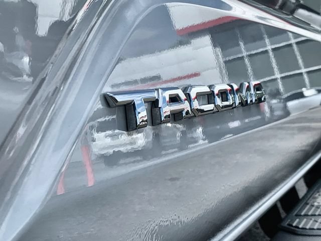 Used 2026 Toyota Tacoma SR5 RWD image 43