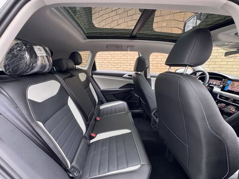 New 2025 Volkswagen Taos SEL image 47