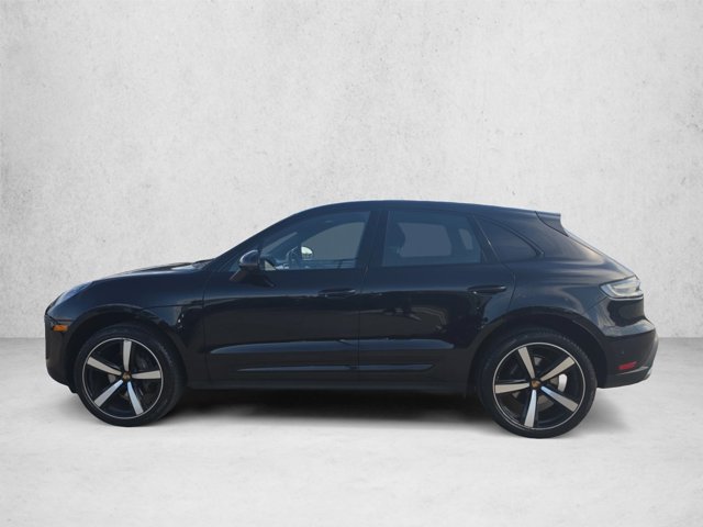 Used 2022 Porsche Macan AWD/4WD image 9