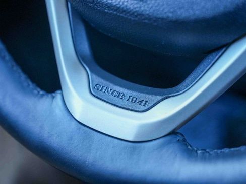 Used 2016 Jeep Cherokee Latitude w/ Safety/Convenience Group image 33