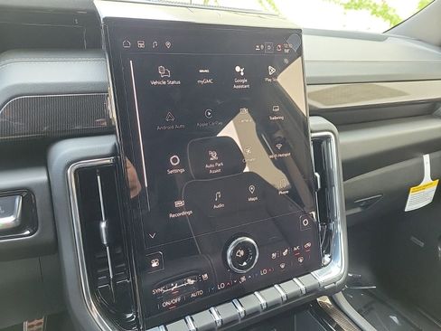 New 2026 GMC Yukon Elevation w/ Elevation Premium Package image 20