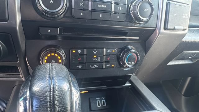 Used 2016 Ford F150 XLT w/ Equipment Group 302A Luxury AWD/4WD image 20
