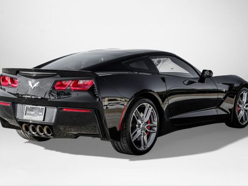 Used 2016 Chevrolet Corvette Stingray Coupe w/ 3LT Preferred Equipment Group image 6