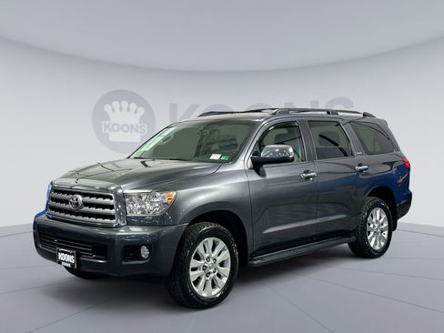 Used 2017 Toyota Sequoia Platinum image 1