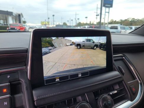 Used 2021 Chevrolet Tahoe Z71 w/ Rear Media and Nav Package image 24