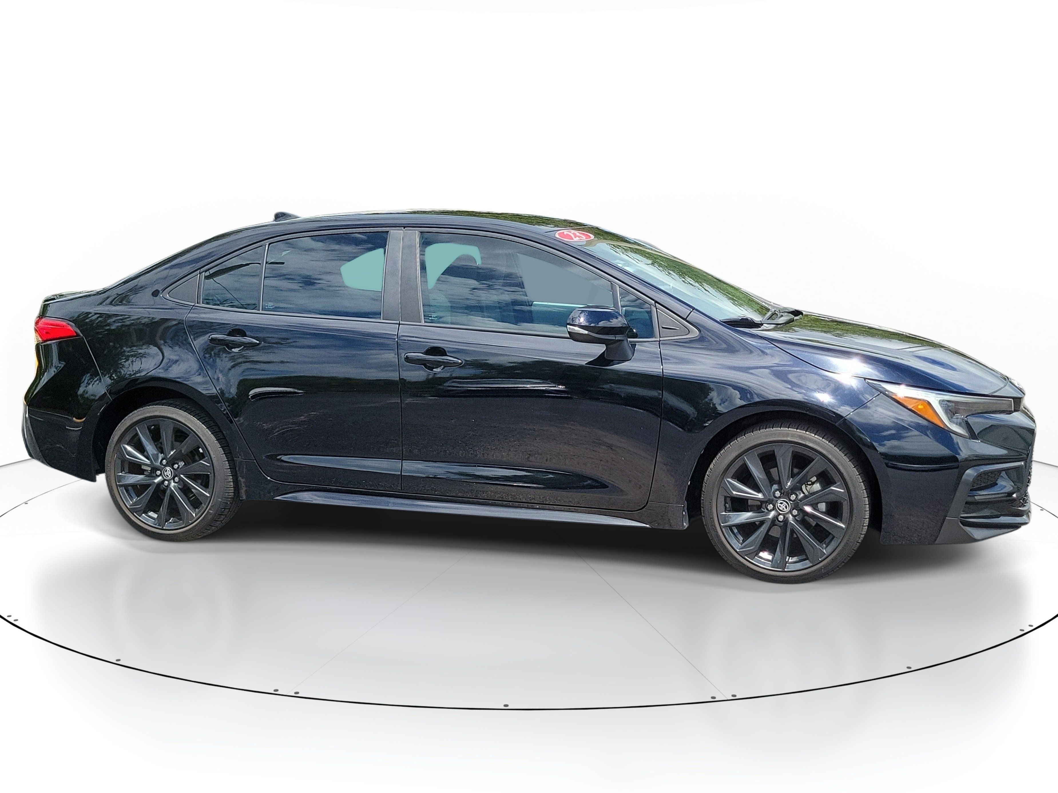 Certified 2023 Toyota Corolla SE FWD image 6