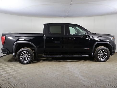 Used 2023 GMC Sierra 1500 AT4 w/ Technology Package image 19