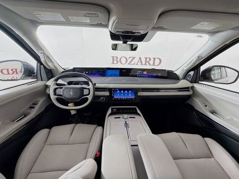 New 2026 Lincoln Navigator Reserve w/ Jet Appearance Package AWD/4WD image 27