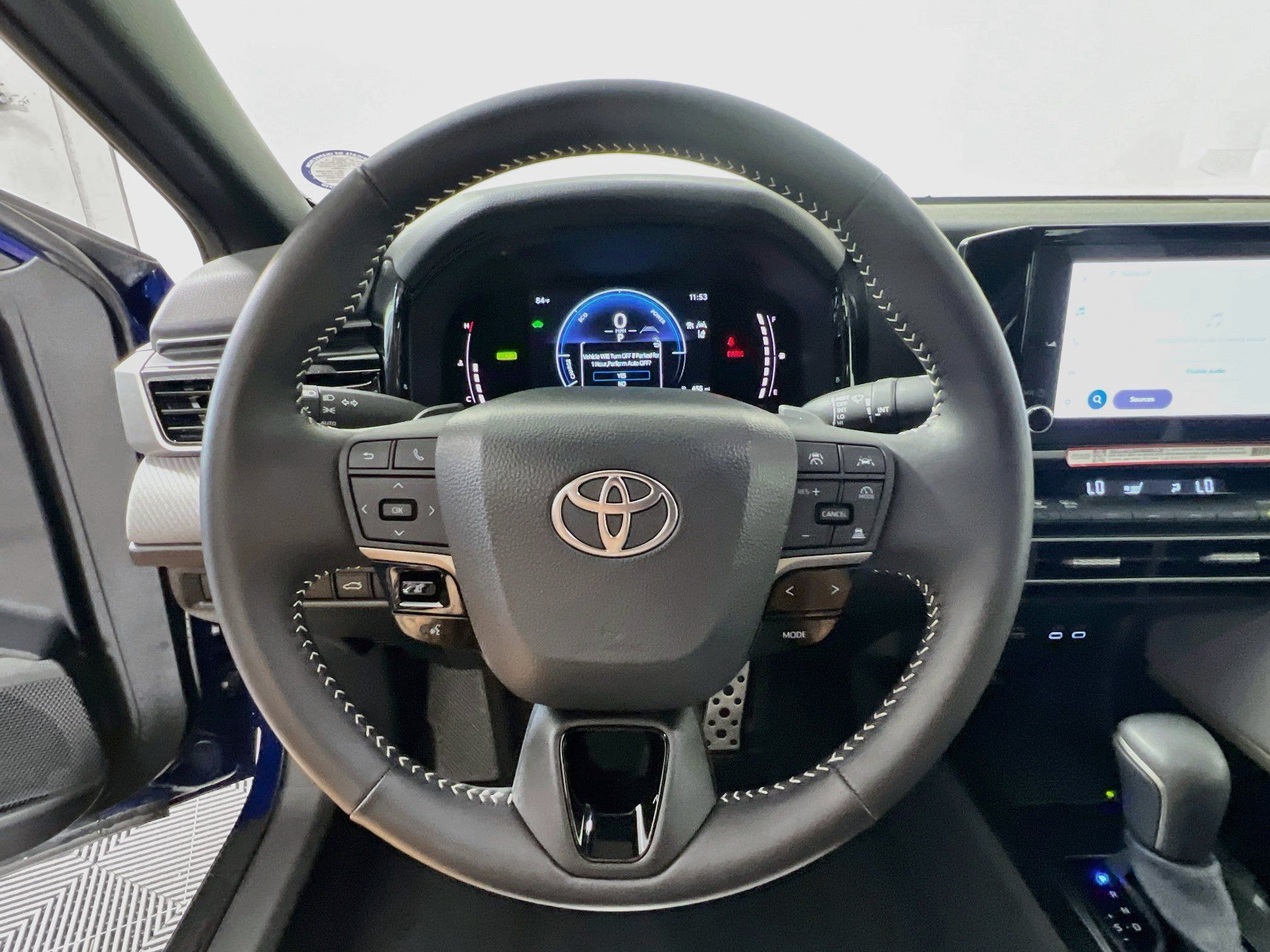 Used 2026 Toyota Camry SE FWD image 17