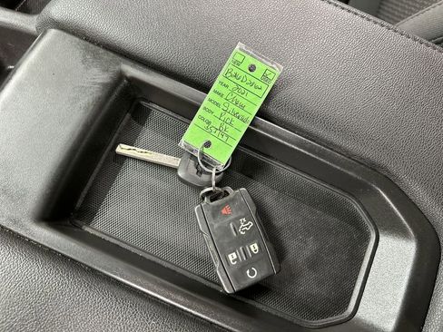 Used 2021 Chevrolet Silverado 1500 Custom Trail Boss image 12