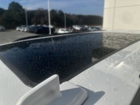 Used 2023 Chevrolet Tahoe Z71 image 15