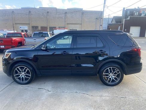 Used 2018 Ford Explorer Sport w/ Equipment Group 401A image 4