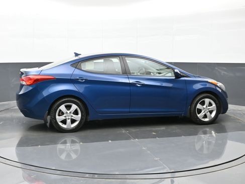 Used 2013 Hyundai Elantra GLS w/ Preferred Pkg FWD image 5