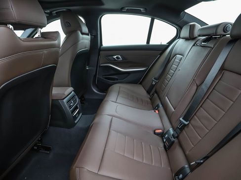 New 2025 BMW 330i xDrive Sedan w/ Premium Package image 23