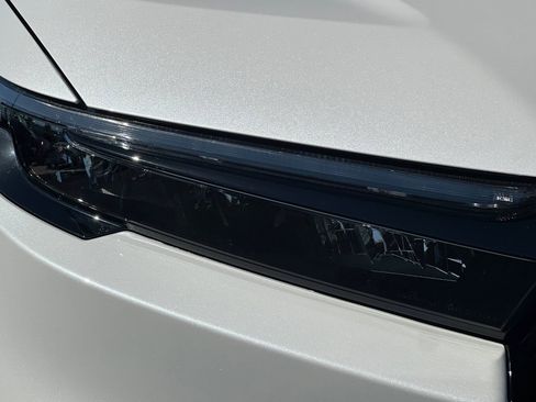 Used 2025 Honda CR-V Sport Touring image 10