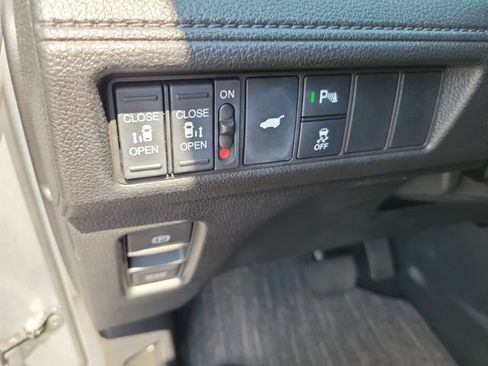 Certified 2025 Honda Odyssey Touring image 21