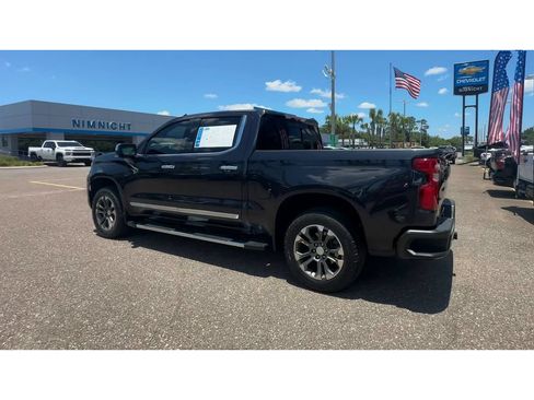 Used 2023 Chevrolet Silverado 1500 High Country w/ Technology Package AWD/4WD image 6