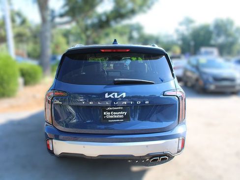 Used 2024 Kia Telluride SX FWD image 8