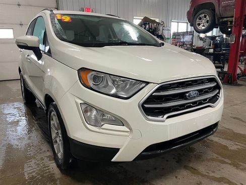 Used 2019 Ford EcoSport SE w/ SE Convenience Package image 4