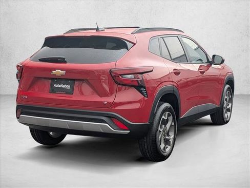 New 2026 Chevrolet Trax LT w/ Driver Confidence Package image 2