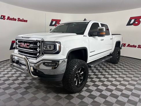 Used 2018 GMC Sierra 1500 SLT AWD/4WD image 2
