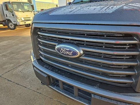 Used 2016 Ford F150 XLT w/ Equipment Group 302A Luxury image 50