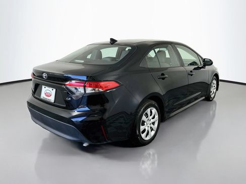 Used 2024 Toyota Corolla LE FWD image 5