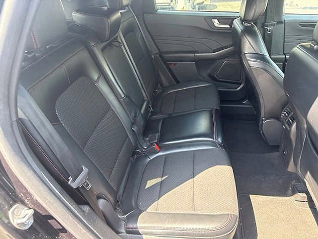Used 2025 Ford Escape ST-Line Select AWD/4WD image 18