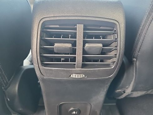 Used 2023 Ford Escape Platinum image 32