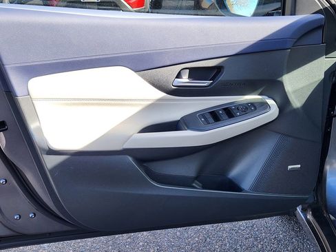 New 2026 Nissan Sentra SL w/ Floor Mat Package image 7