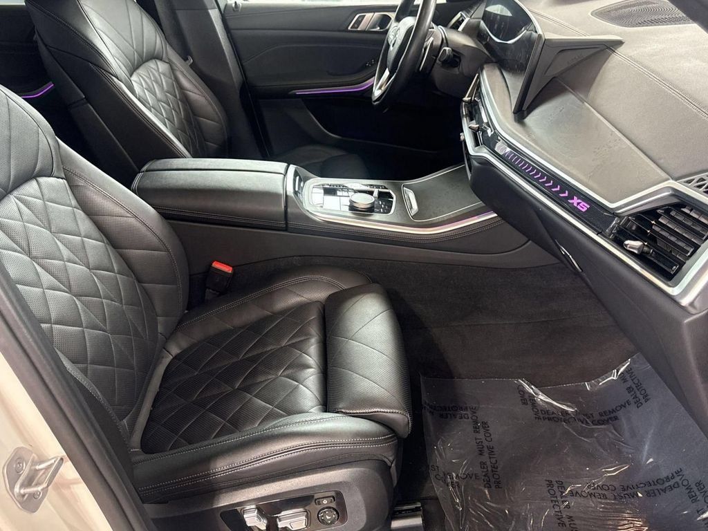Used 2024 BMW X5 xDrive40i AWD/4WD image 32