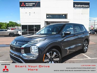 New 2025 Mitsubishi Outlander SE