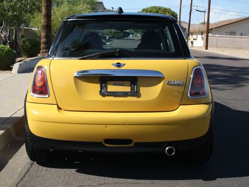 Used 2009 MINI Cooper Hardtop FWD image 5