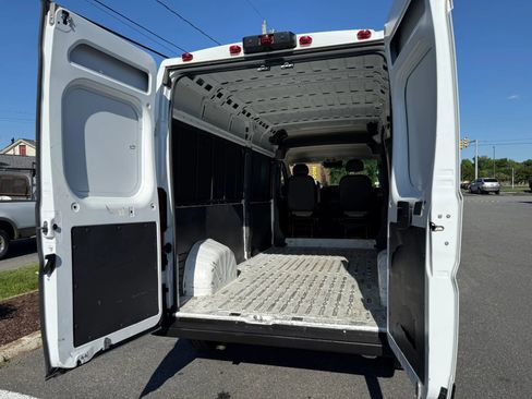 Used 2023 RAM ProMaster 2500 FWD image 20