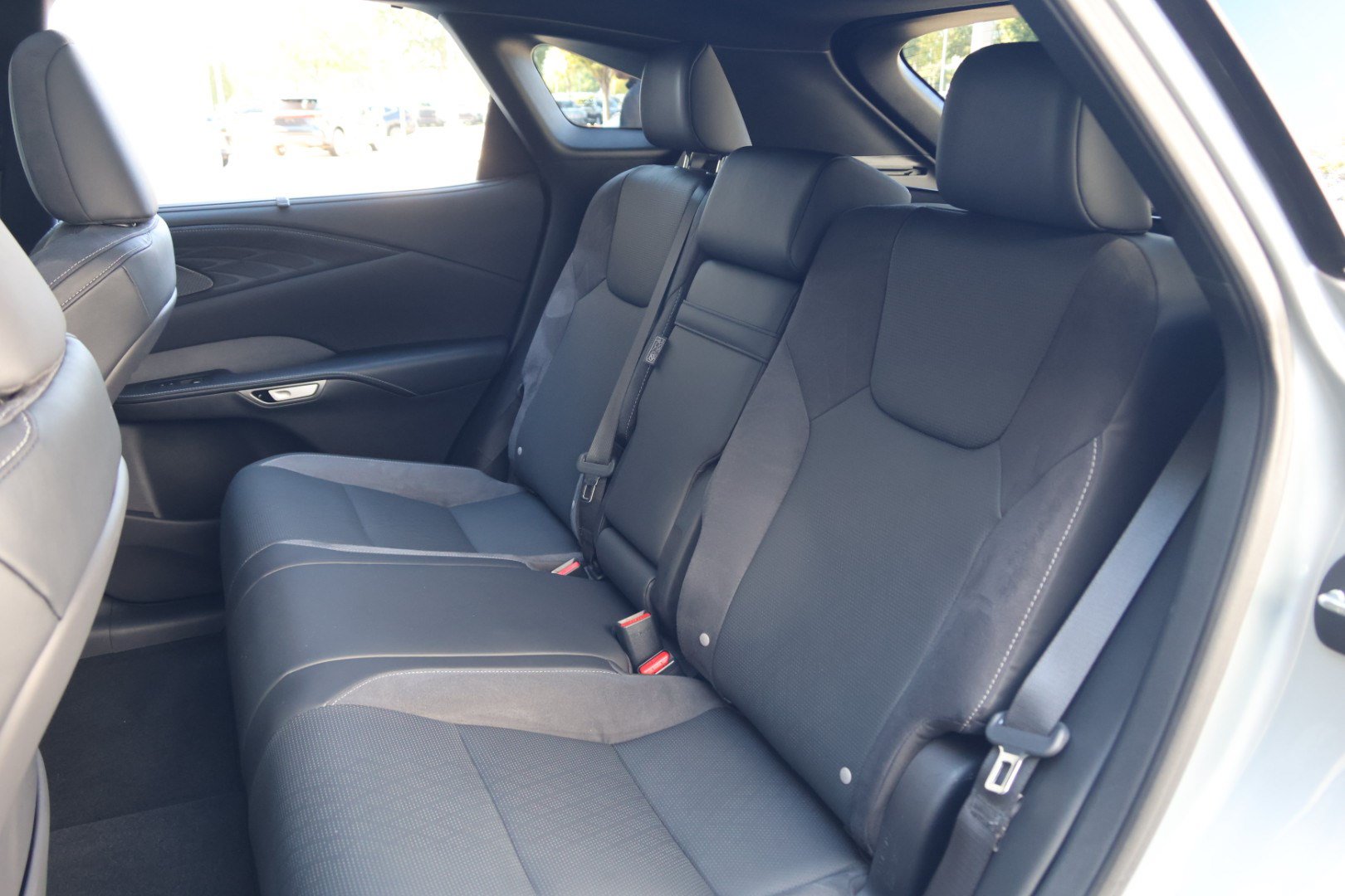 Used 2024 Lexus RX 350 w/ Convenience Package AWD/4WD image 36