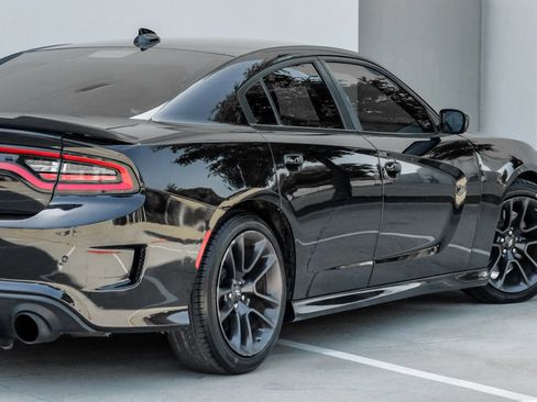 Used 2020 Dodge Charger Scat Pack RWD image 11