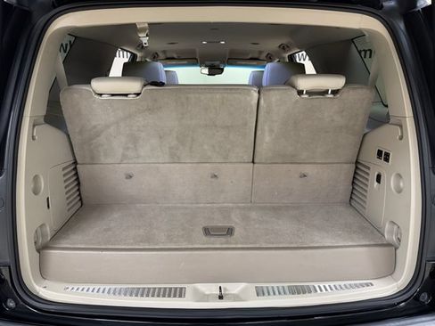 Used 2015 GMC Yukon Denali RWD image 23