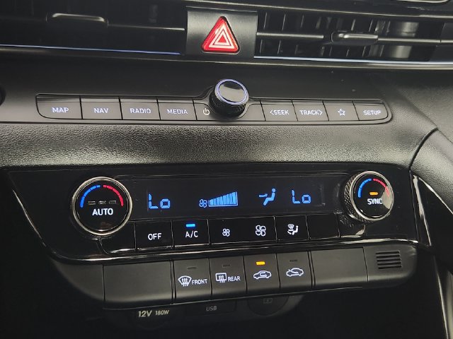 Certified 2025 Hyundai Elantra SEL FWD image 27