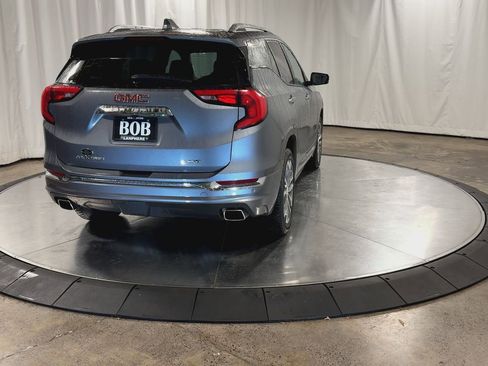 Used 2018 GMC Terrain Denali w/ Advanced Safety Package image 9