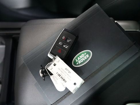 Used 2023 Land Rover Defender 130 X-Dynamic SE AWD/4WD image 20